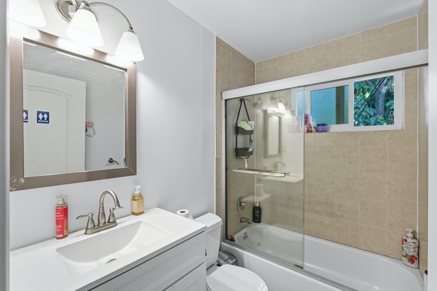 Detail Gallery Image 15 of 15 For 1217 Paloma Ave #3,  Burlingame,  CA 94010 - 2 Beds | 1 Baths