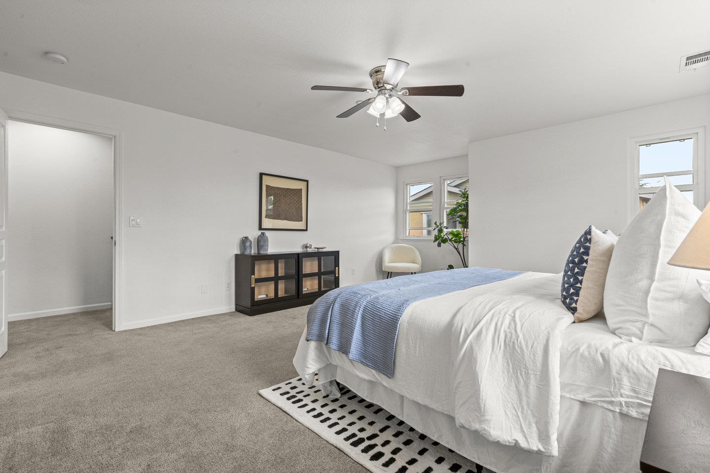 Detail Gallery Image 29 of 41 For 1042 Old Oak Ln, Hayward,  CA 94541 - 4 Beds | 2/1 Baths