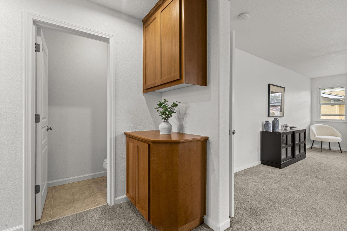 Detail Gallery Image 30 of 41 For 1042 Old Oak Ln, Hayward,  CA 94541 - 4 Beds | 2/1 Baths