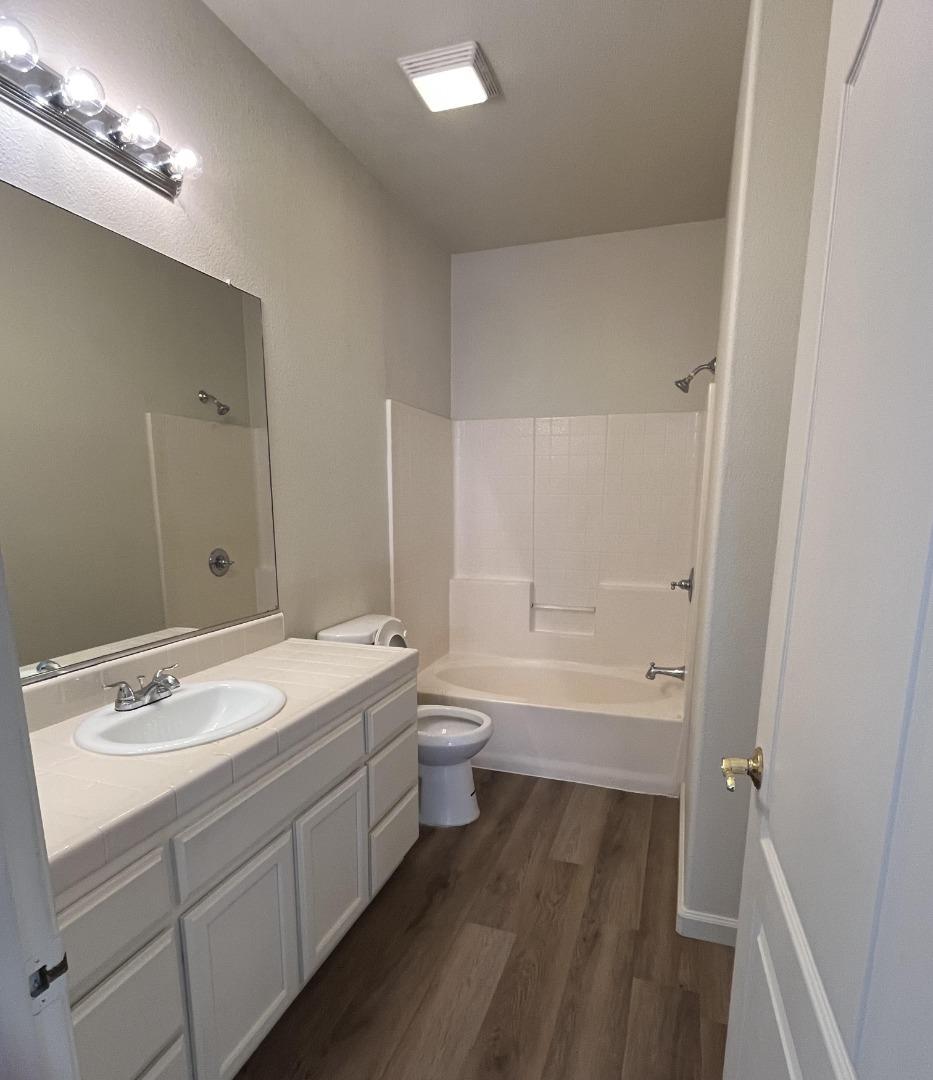 Detail Gallery Image 5 of 15 For 315 Soberanes St, King City,  CA 93930 - 3 Beds | 2/1 Baths