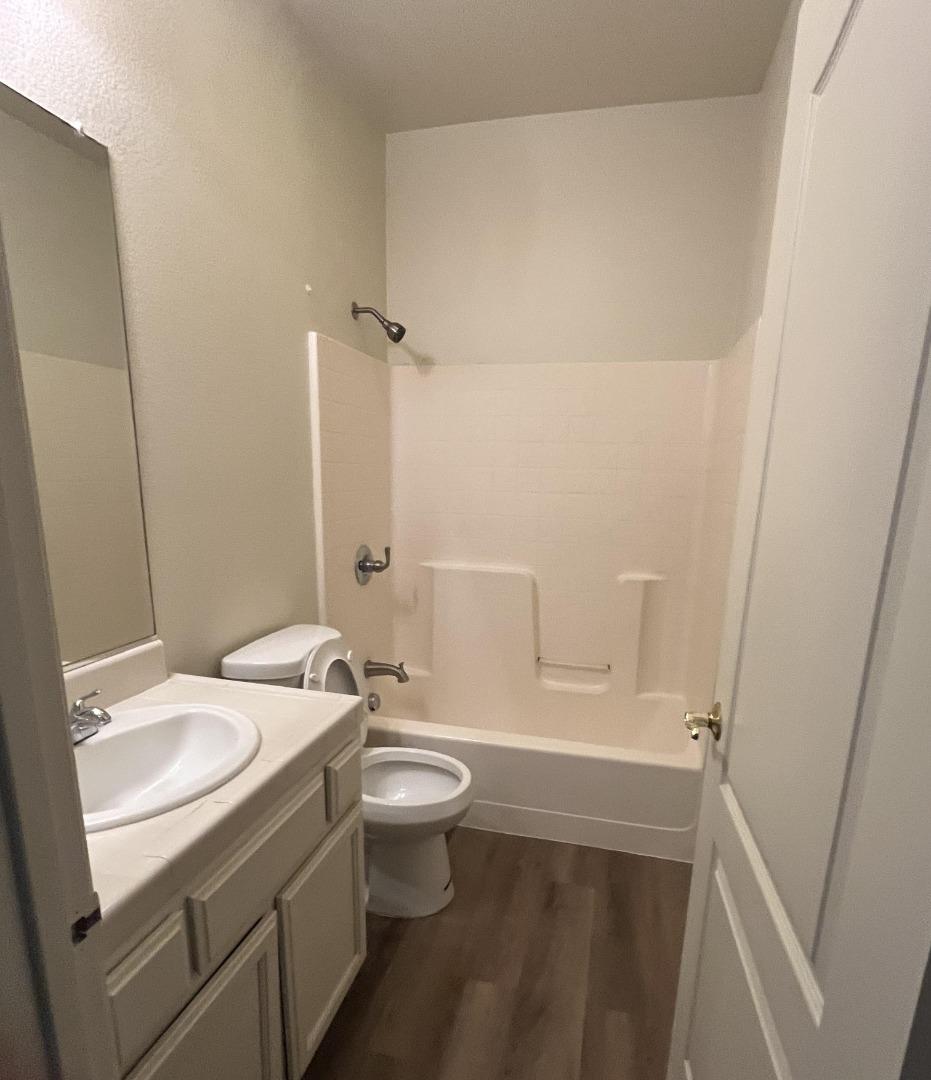 Detail Gallery Image 6 of 15 For 315 Soberanes St, King City,  CA 93930 - 3 Beds | 2/1 Baths