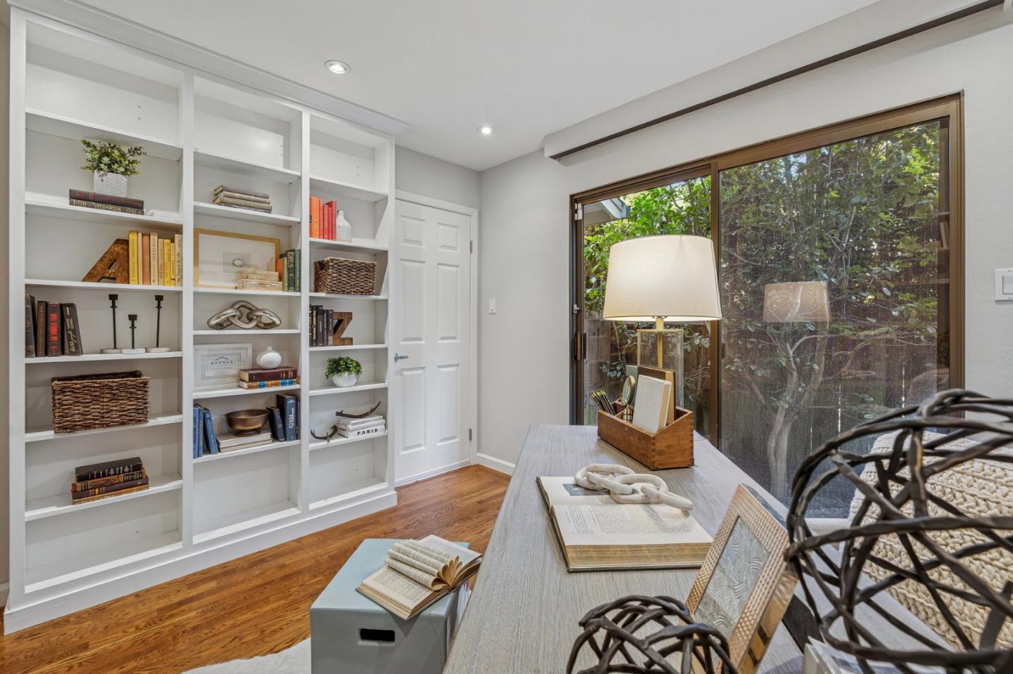 Detail Gallery Image 25 of 58 For 47 El Cerrito Ave, San Mateo,  CA 94402 - 5 Beds | 3/1 Baths