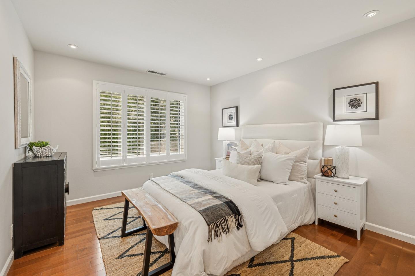 Detail Gallery Image 37 of 58 For 47 El Cerrito Ave, San Mateo,  CA 94402 - 5 Beds | 3/1 Baths