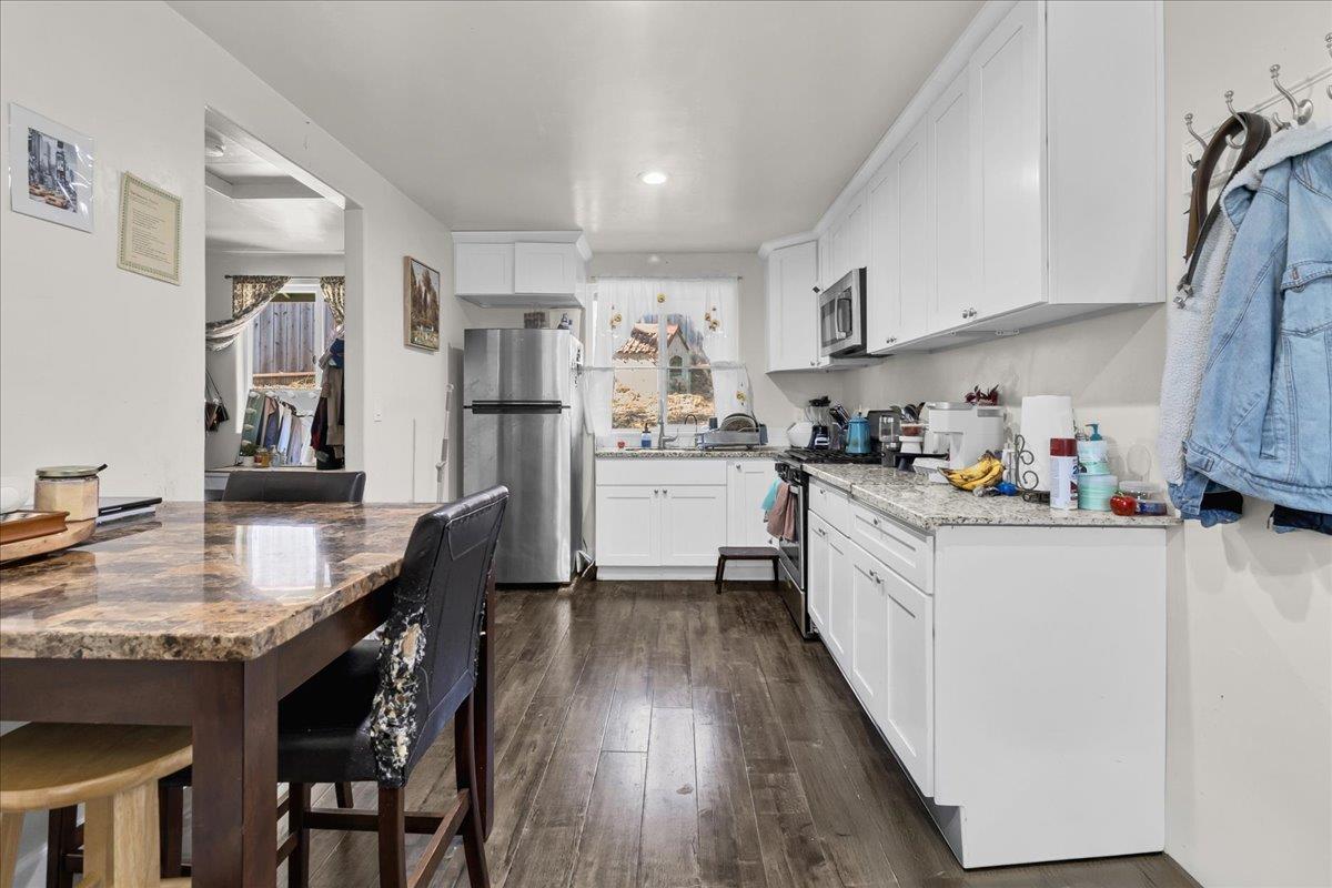 Detail Gallery Image 29 of 40 For 18810 Moro Rd, Salinas,  CA 93907 - 3 Beds | 2 Baths