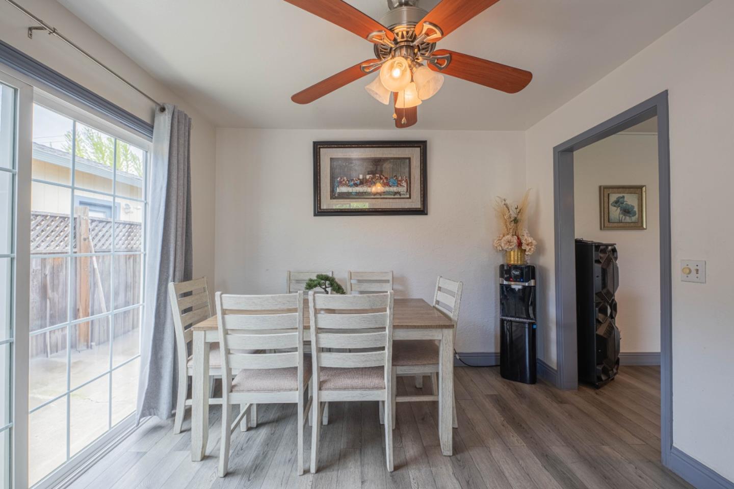 Detail Gallery Image 11 of 30 For 8340 Forest St, Gilroy,  CA 95020 - 4 Beds | 2 Baths