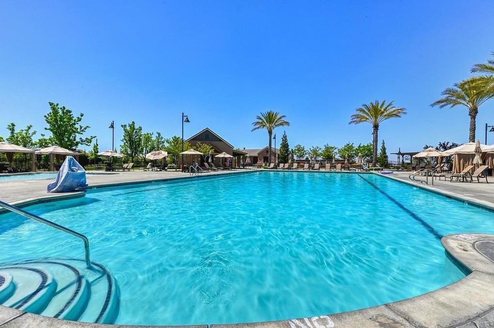 Detail Gallery Image 30 of 31 For 813 Big Range Way, Rocklin,  CA 95765 - 4 Beds | 3 Baths