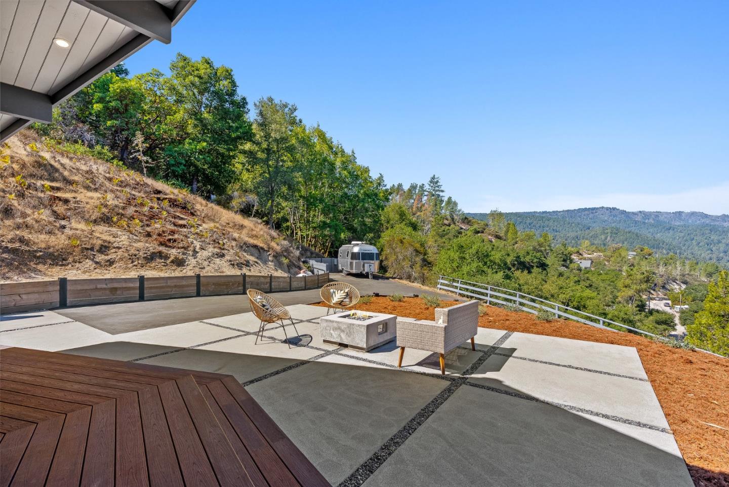 Detail Gallery Image 9 of 44 For 407 Webster Dr, Ben Lomond,  CA 95005 - 2 Beds | 1 Baths