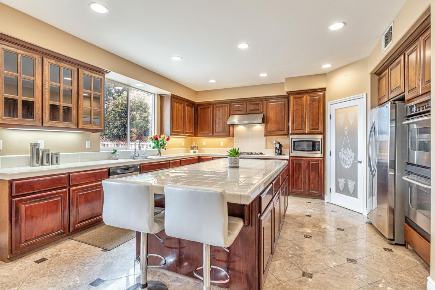 Detail Gallery Image 23 of 74 For 9632 Cherrywood Ct, Gilroy,  CA 95020 - 4 Beds | 3/1 Baths