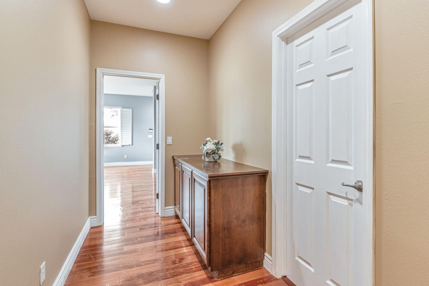 Detail Gallery Image 38 of 74 For 9632 Cherrywood Ct, Gilroy,  CA 95020 - 4 Beds | 3/1 Baths