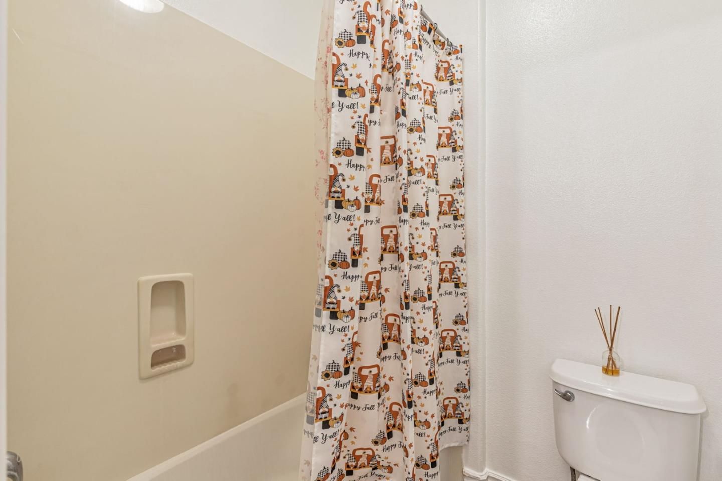 Detail Gallery Image 55 of 74 For 9632 Cherrywood Ct, Gilroy,  CA 95020 - 4 Beds | 3/1 Baths