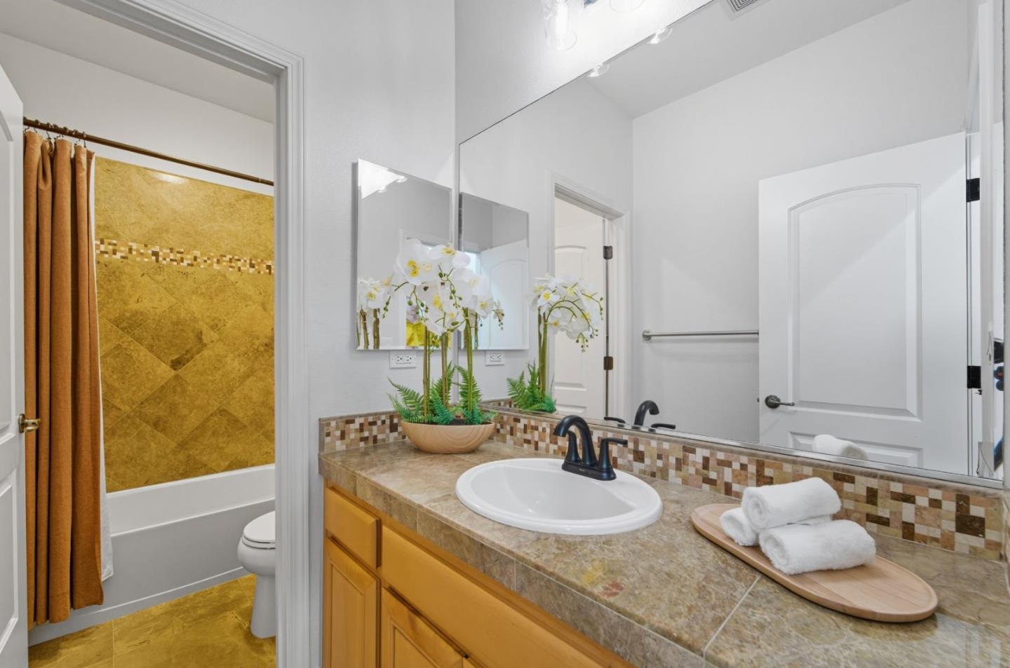 Detail Gallery Image 28 of 36 For 3 Mandalay Pl, South San Francisco,  CA 94080 - 3 Beds | 2/1 Baths