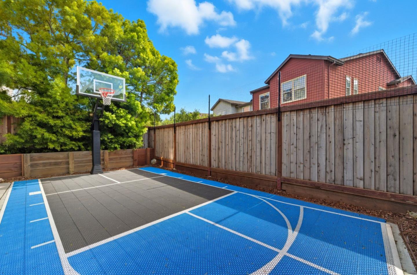 Detail Gallery Image 31 of 36 For 3 Mandalay Pl, South San Francisco,  CA 94080 - 3 Beds | 2/1 Baths