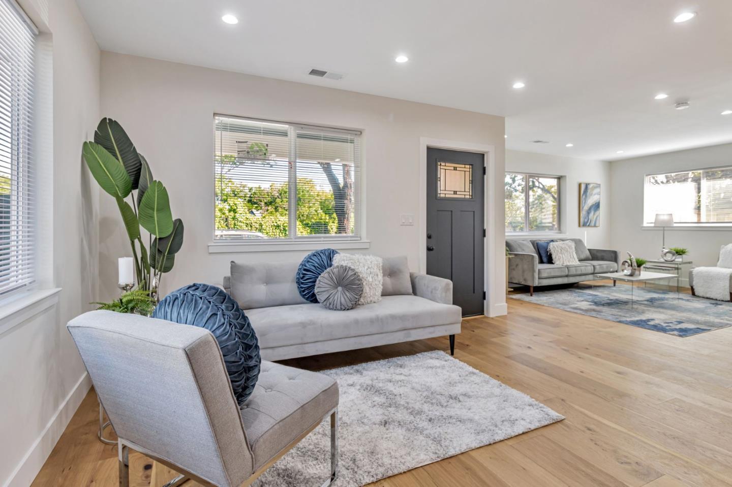 Detail Gallery Image 10 of 54 For 1372 Davis St, San Jose,  CA 95126 - 5 Beds | 3 Baths