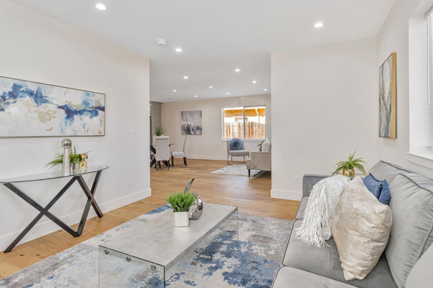 Detail Gallery Image 8 of 54 For 1372 Davis St, San Jose,  CA 95126 - 5 Beds | 3 Baths