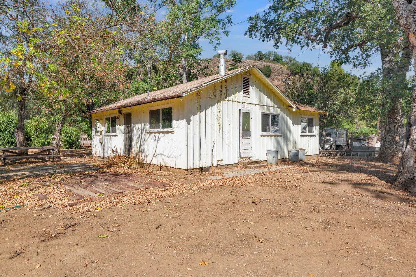 Detail Gallery Image 4 of 32 For 47103 Arroyo Seco Rd, Greenfield,  CA 93927 - 2 Beds | 1 Baths
