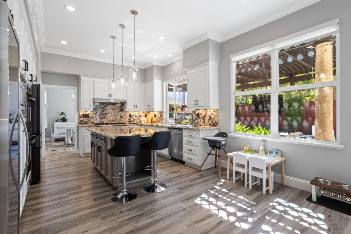 Detail Gallery Image 36 of 85 For 19127 Legend Ct, Morgan Hill,  CA 95037 - 4 Beds | 3/1 Baths