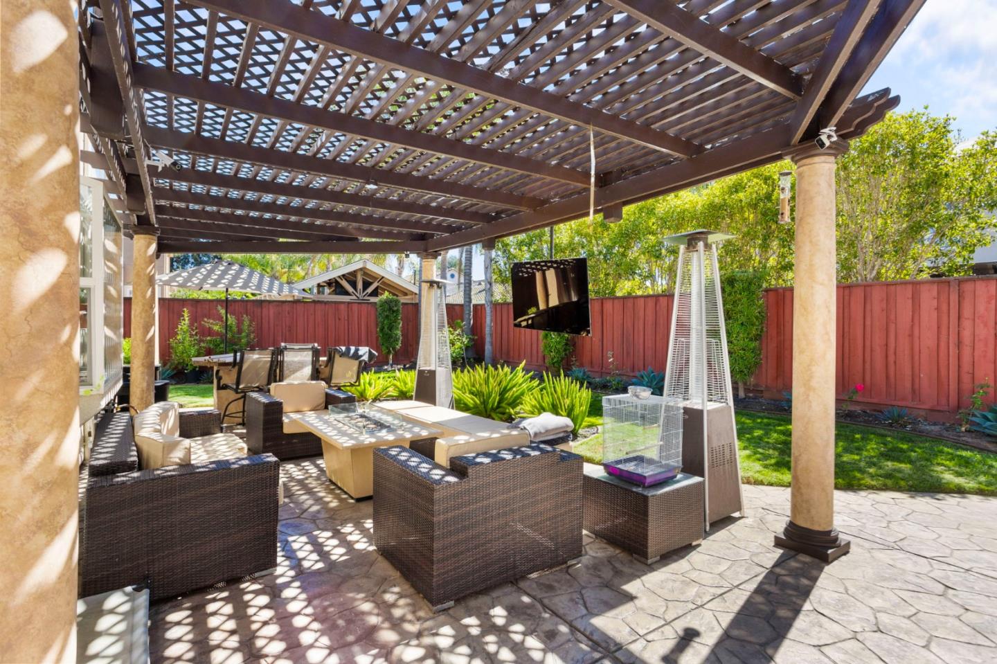 Detail Gallery Image 55 of 85 For 19127 Legend Ct, Morgan Hill,  CA 95037 - 4 Beds | 3/1 Baths