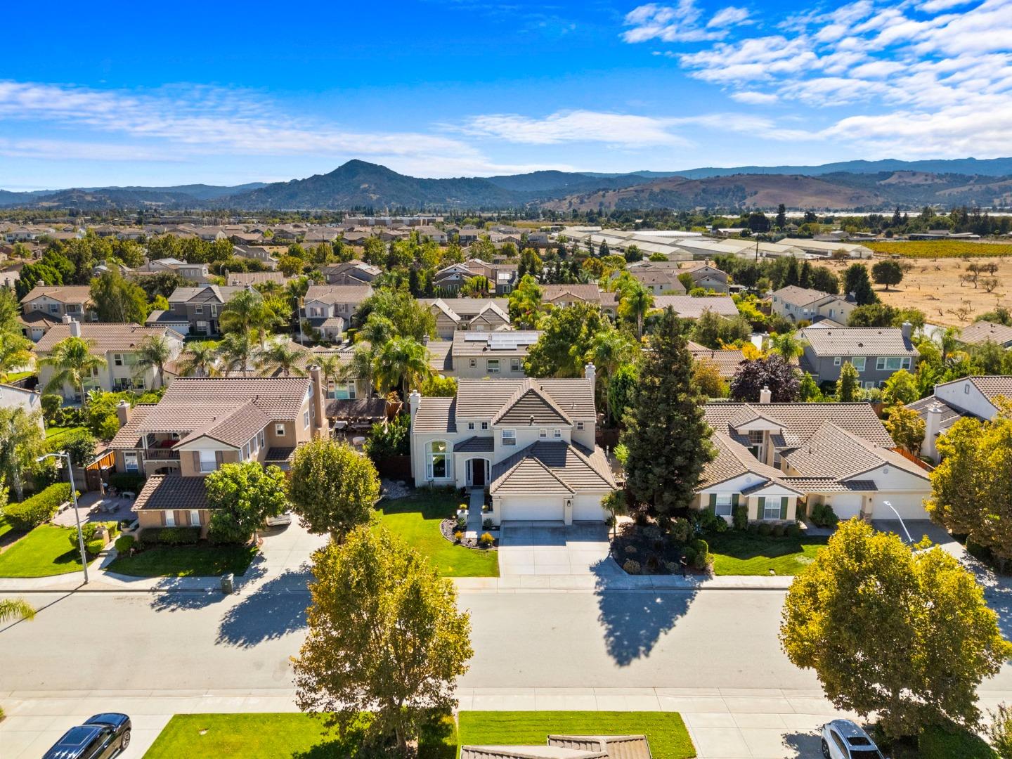 Detail Gallery Image 75 of 85 For 19127 Legend Ct, Morgan Hill,  CA 95037 - 4 Beds | 3/1 Baths