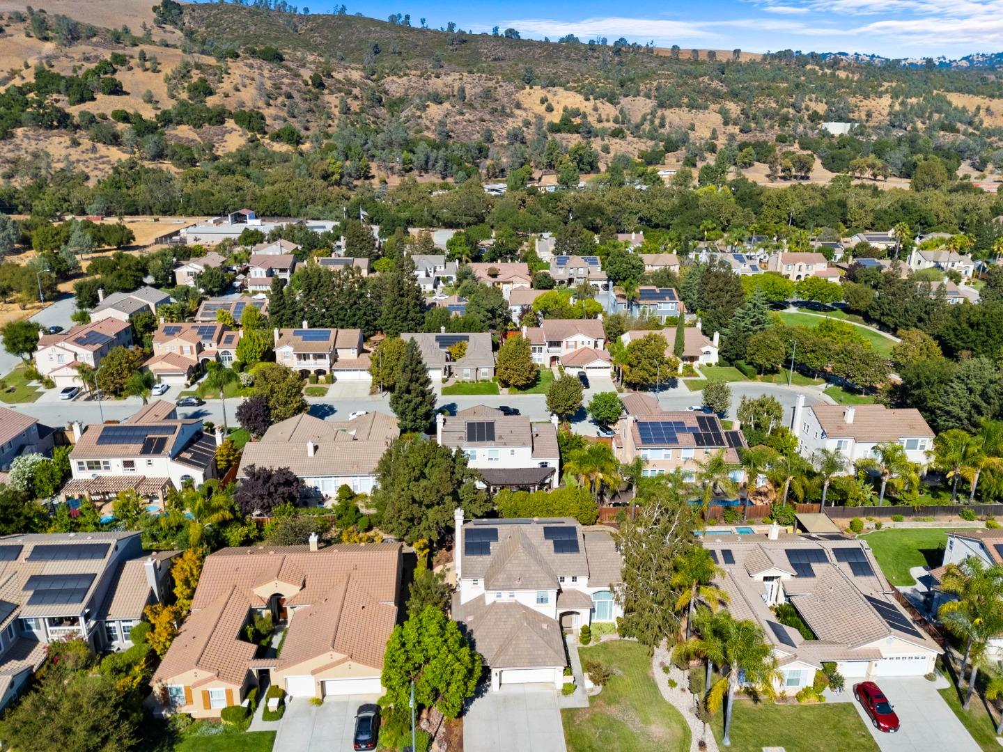 Detail Gallery Image 79 of 85 For 19127 Legend Ct, Morgan Hill,  CA 95037 - 4 Beds | 3/1 Baths