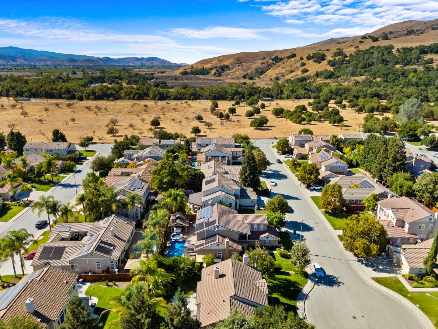 Detail Gallery Image 81 of 85 For 19127 Legend Ct, Morgan Hill,  CA 95037 - 4 Beds | 3/1 Baths