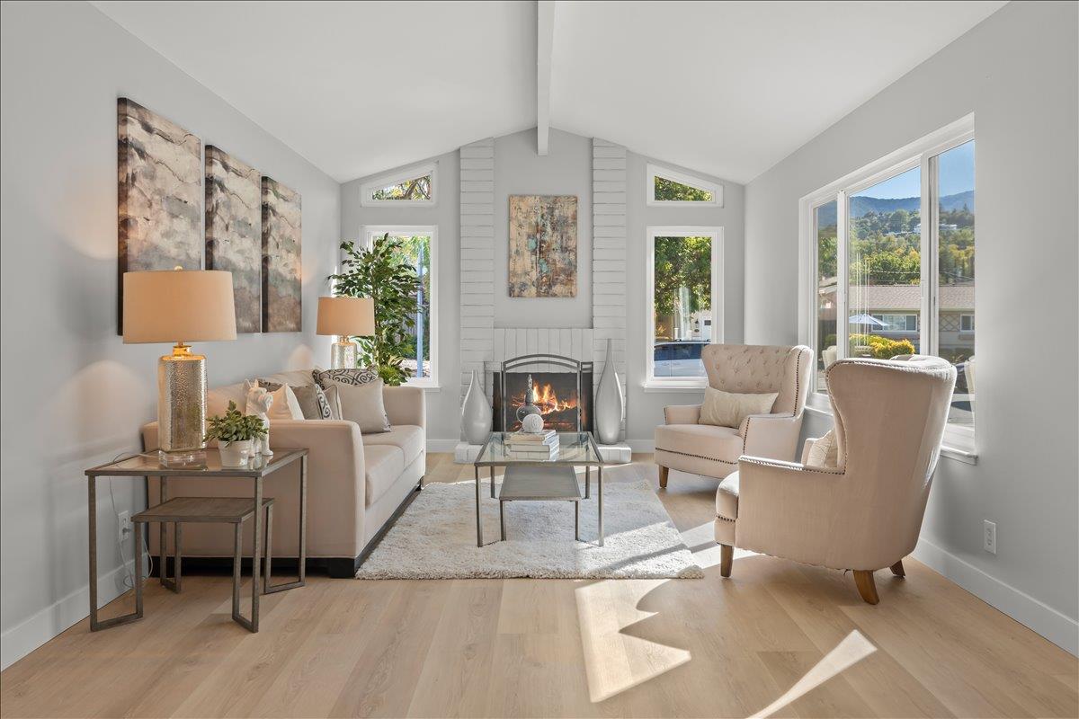 Detail Gallery Image 7 of 33 For 1683 Zinnia Ln, San Jose,  CA 95124 - 3 Beds | 2 Baths