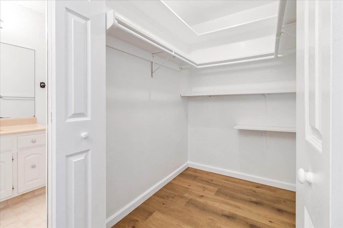 Detail Gallery Image 20 of 44 For 318 La Jolla Cir, Salinas,  CA 93901 - 5 Beds | 3/1 Baths