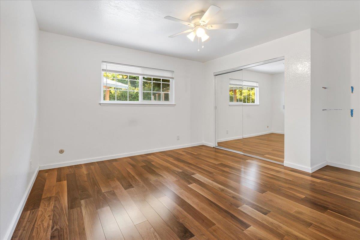 Detail Gallery Image 21 of 44 For 318 La Jolla Cir, Salinas,  CA 93901 - 5 Beds | 3/1 Baths