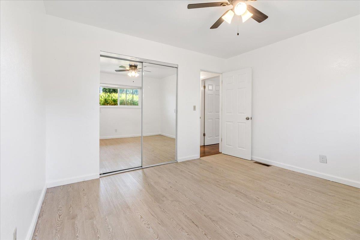 Detail Gallery Image 26 of 44 For 318 La Jolla Cir, Salinas,  CA 93901 - 5 Beds | 3/1 Baths