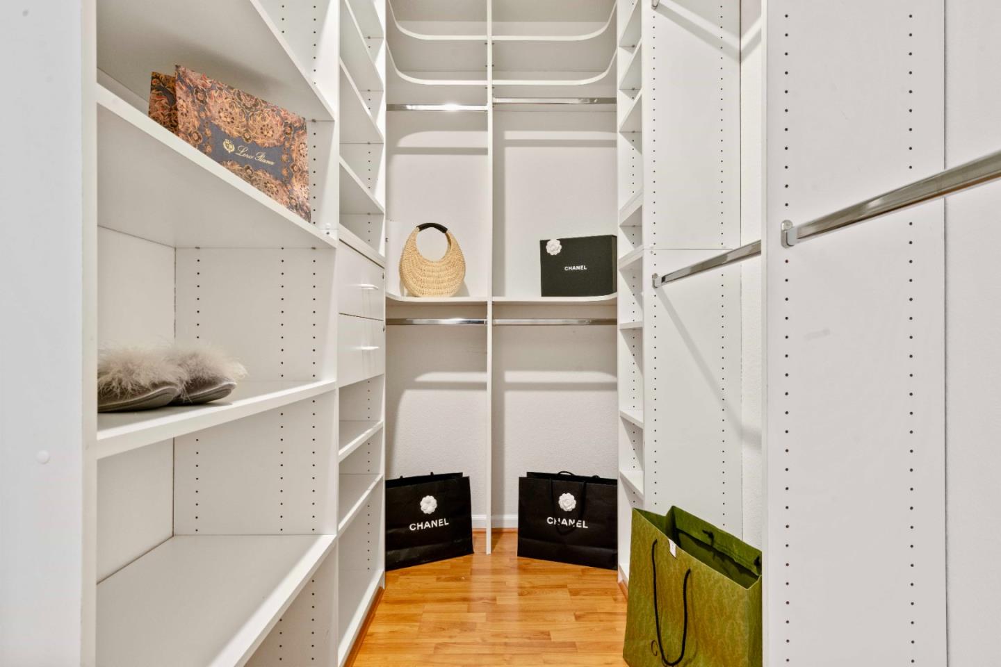 Detail Gallery Image 37 of 56 For 4173 El Camino Real #1,  Palo Alto,  CA 94306 - 3 Beds | 3 Baths