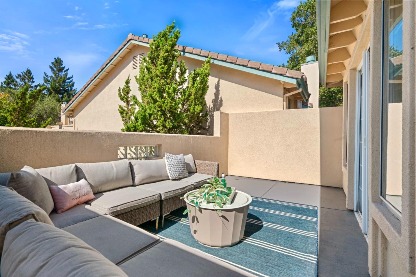 Detail Gallery Image 40 of 56 For 4173 El Camino Real #1,  Palo Alto,  CA 94306 - 3 Beds | 3 Baths