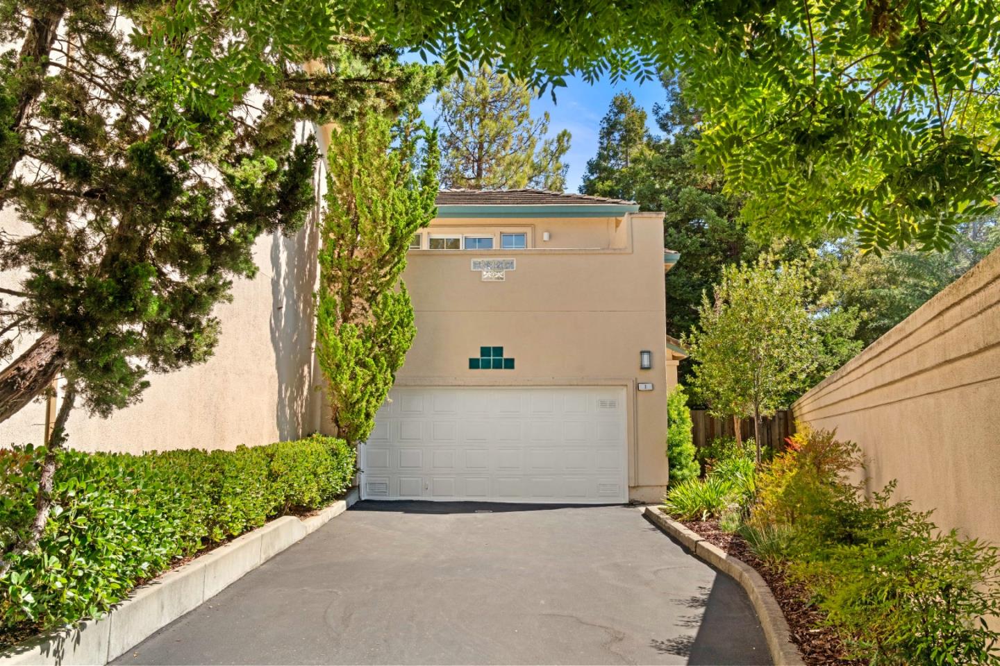 Detail Gallery Image 48 of 56 For 4173 El Camino Real #1,  Palo Alto,  CA 94306 - 3 Beds | 3 Baths