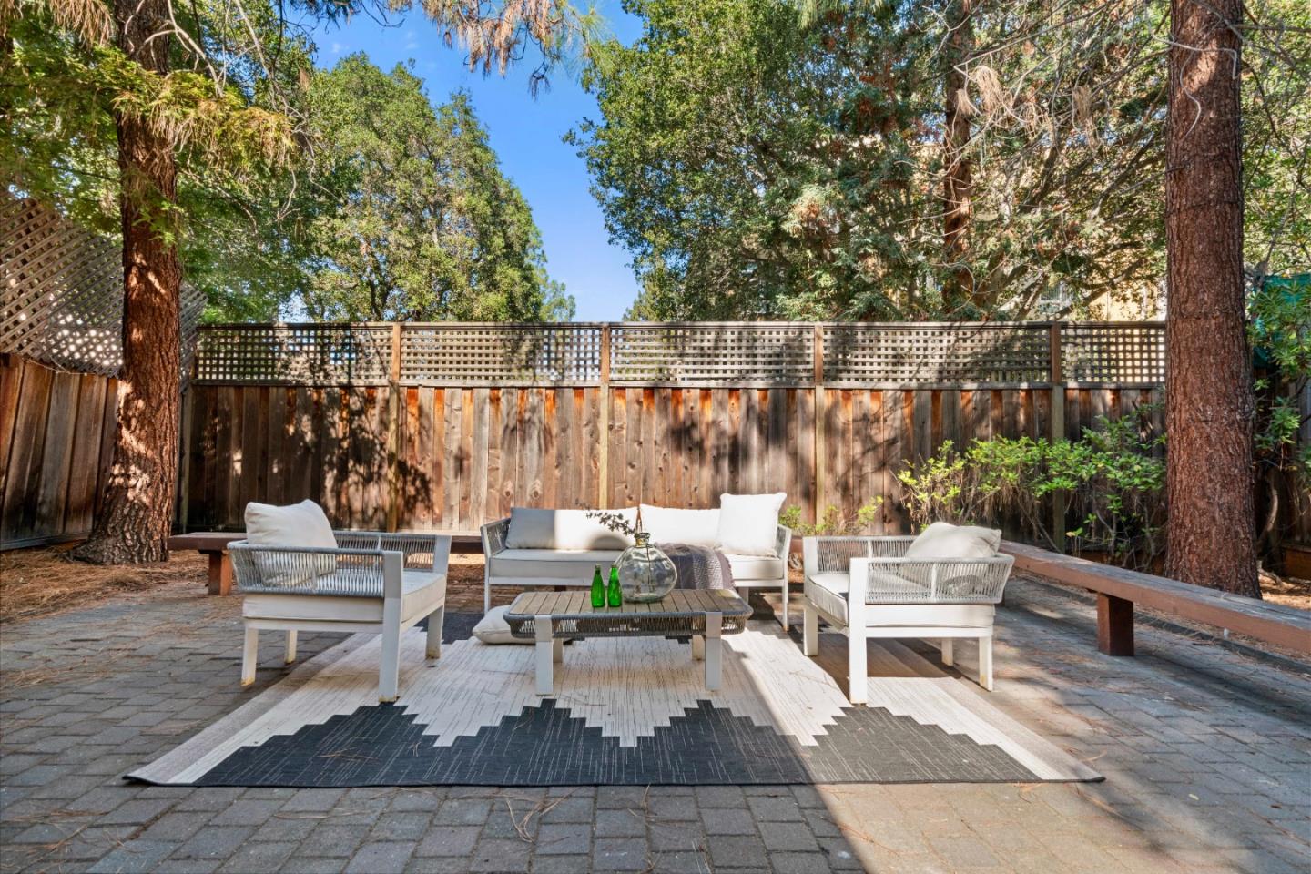 Detail Gallery Image 53 of 56 For 4173 El Camino Real #1,  Palo Alto,  CA 94306 - 3 Beds | 3 Baths