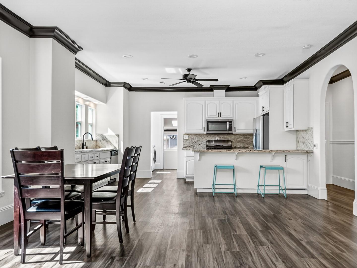 Detail Gallery Image 4 of 61 For 421 N 13th St, San Jose,  CA 95112 - 7 Beds | 6 Baths