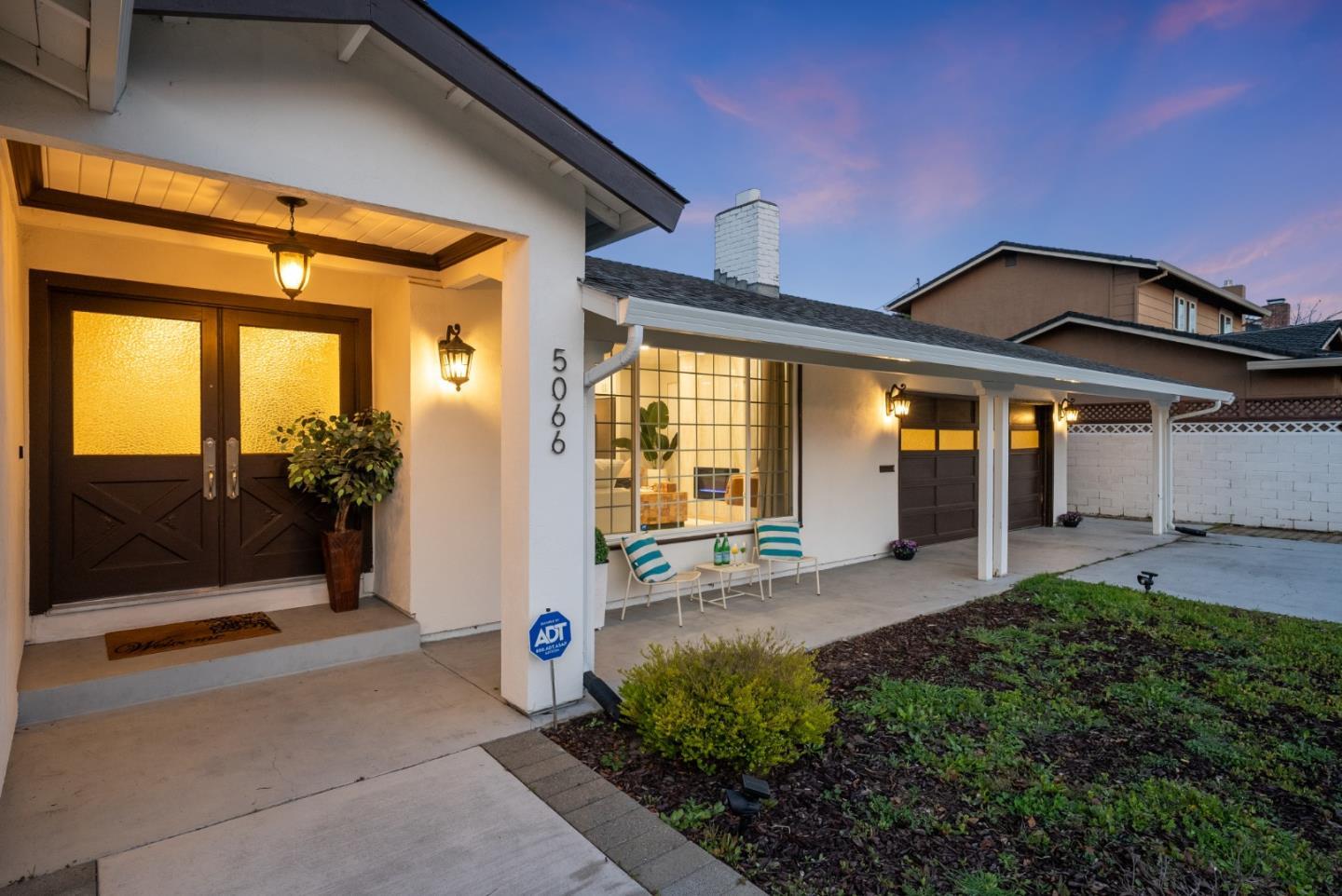 Detail Gallery Image 2 of 30 For 5066 Carter Ave, San Jose,  CA 95118 - 4 Beds | 2 Baths