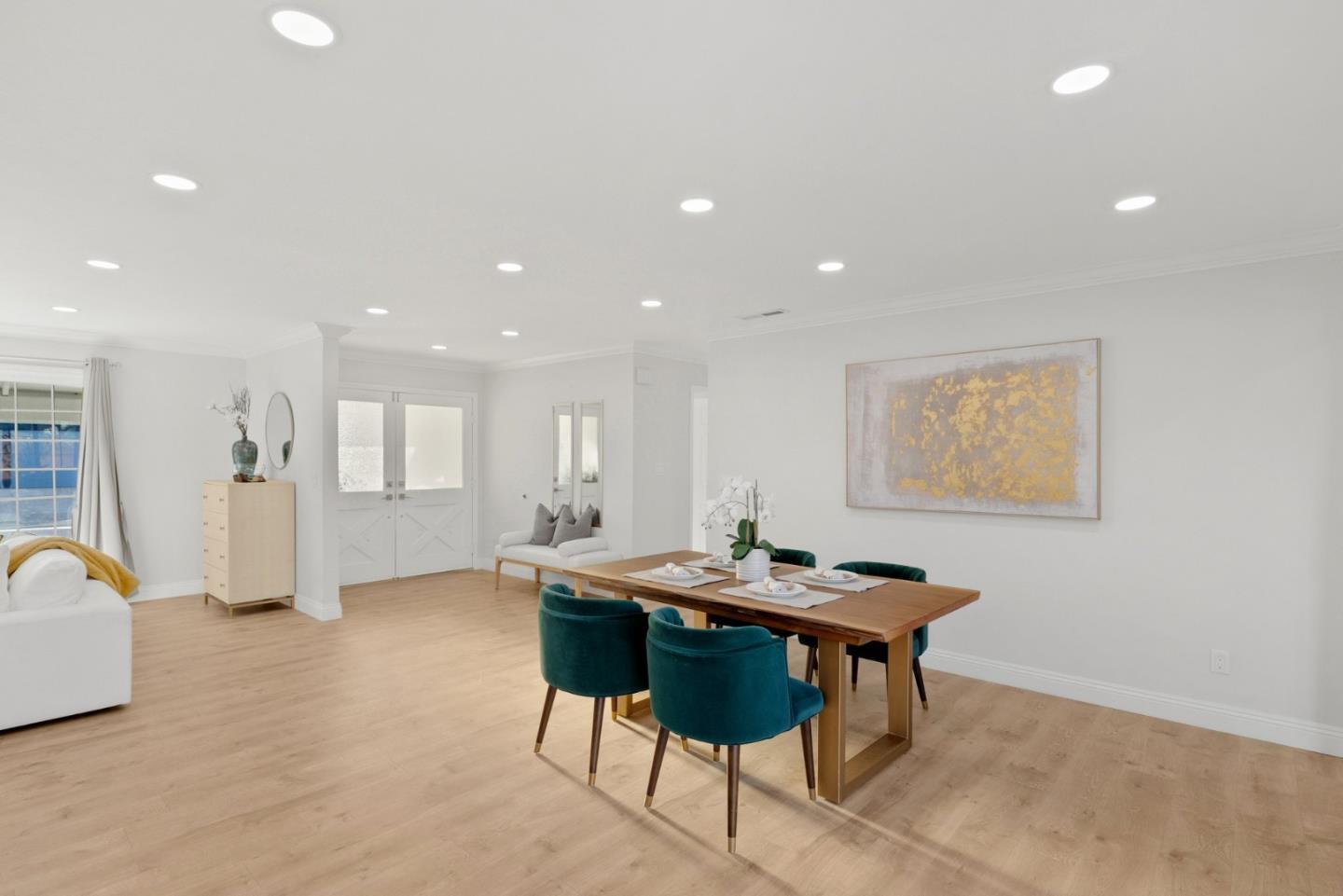 Detail Gallery Image 5 of 30 For 5066 Carter Ave, San Jose,  CA 95118 - 4 Beds | 2 Baths