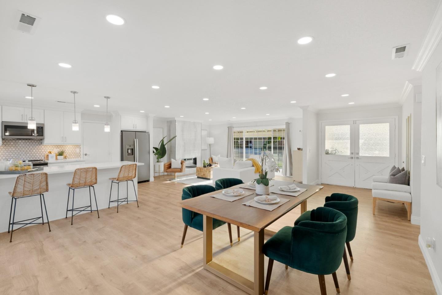 Detail Gallery Image 6 of 30 For 5066 Carter Ave, San Jose,  CA 95118 - 4 Beds | 2 Baths