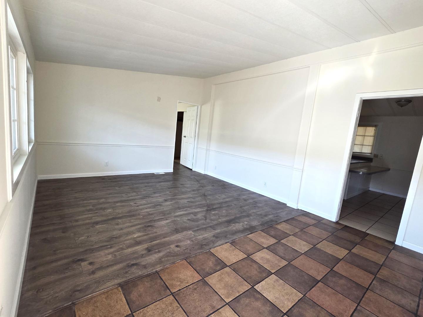 Detail Gallery Image 3 of 17 For 1520 E Capitol Expy #29,  San Jose,  CA 95121 - 4 Beds | 2 Baths