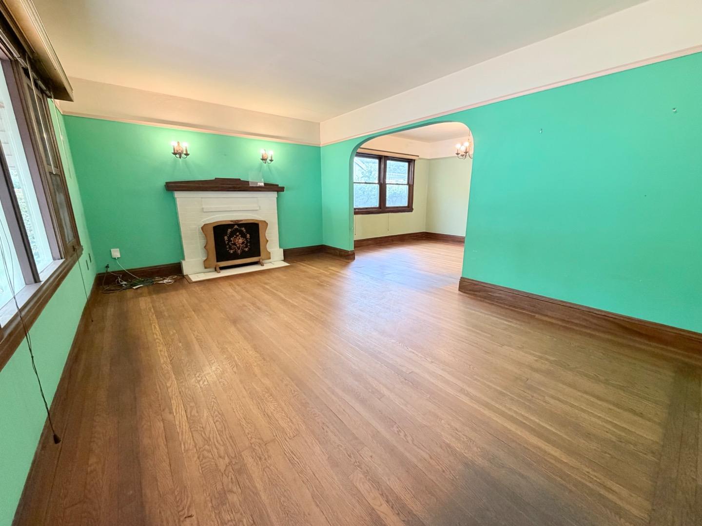 Detail Gallery Image 5 of 13 For 956 Schiele Ave, San Jose,  CA 95126 - 2 Beds | 1 Baths