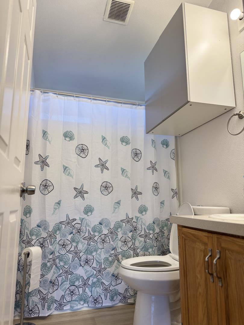 Detail Gallery Image 7 of 30 For 1085 Tasman Dr #416,  Sunnyvale,  CA 94089 - 4 Beds | 2 Baths