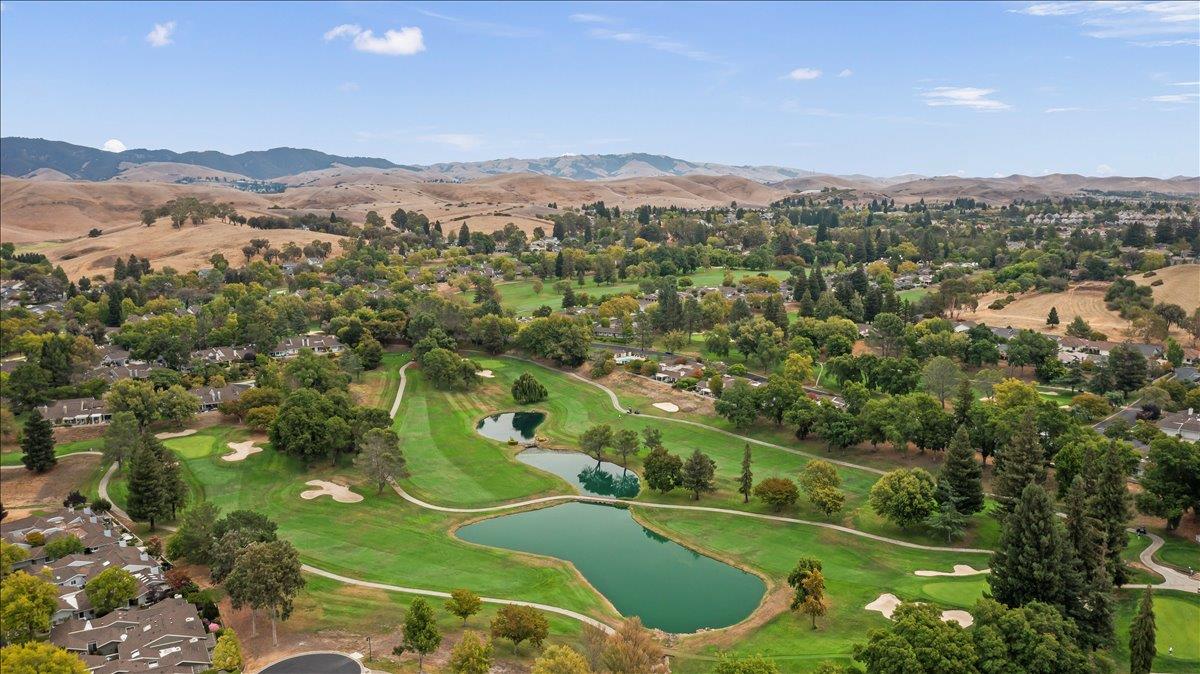 Detail Gallery Image 5 of 37 For 631 Silver Lake Dr, Danville,  CA 94526 - 2 Beds | 2 Baths