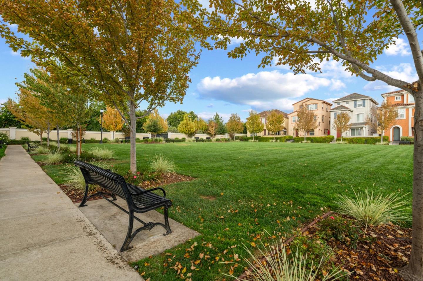 Detail Gallery Image 27 of 32 For 188 Heligan Ln. #1,  Livermore,  CA 94551 - 2 Beds | 2 Baths