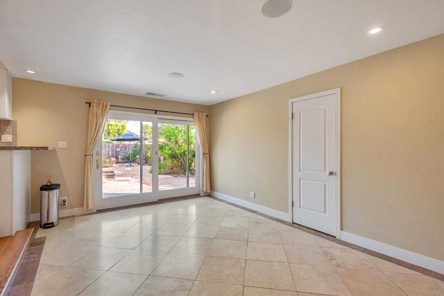 Detail Gallery Image 10 of 36 For 312 23rd Ave, San Mateo,  CA 94403 - 3 Beds | 3 Baths