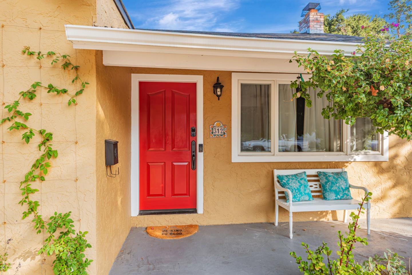 Detail Gallery Image 3 of 36 For 312 23rd Ave, San Mateo,  CA 94403 - 3 Beds | 3 Baths