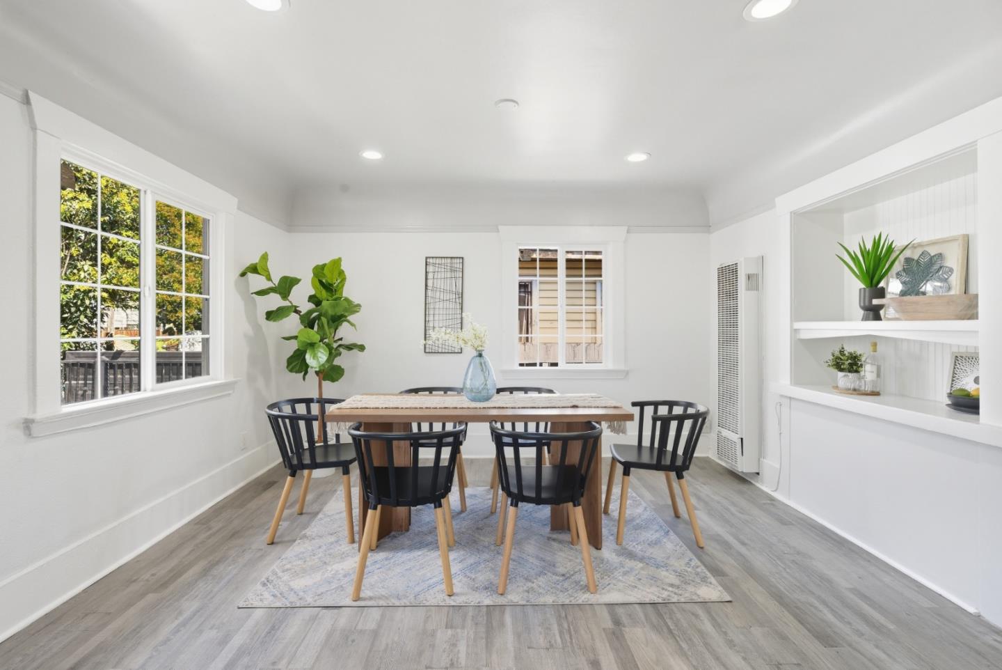 Detail Gallery Image 8 of 27 For 1736 96th Ave, Oakland,  CA 94603 - 4 Beds | 2 Baths