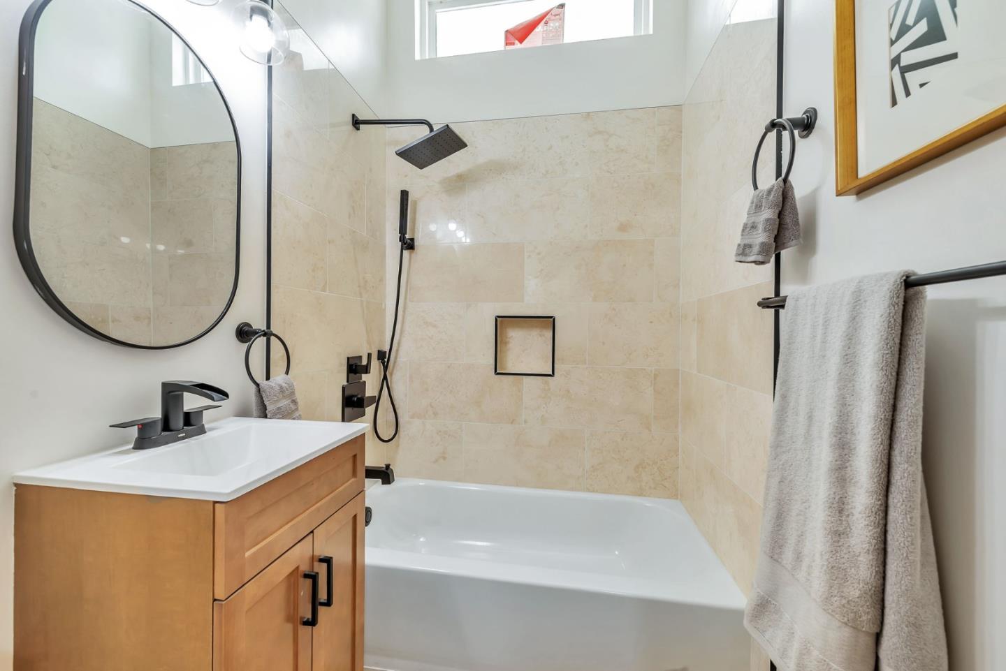 Detail Gallery Image 26 of 39 For 4225 Park Blvd, Palo Alto,  CA 94306 - 4 Beds | 2 Baths