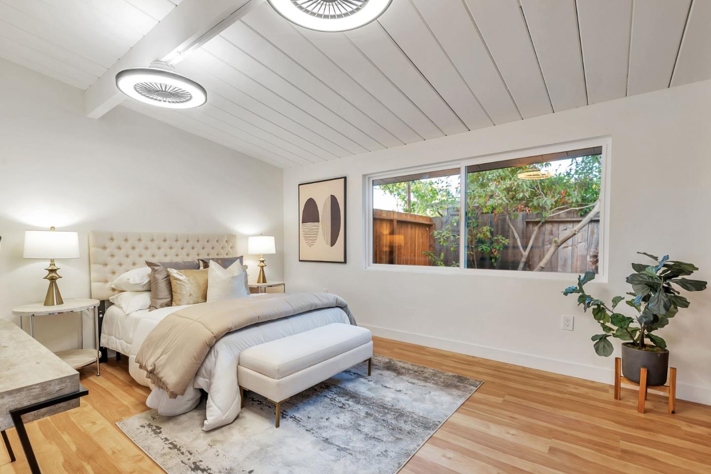 Detail Gallery Image 27 of 39 For 4225 Park Blvd, Palo Alto,  CA 94306 - 4 Beds | 2 Baths