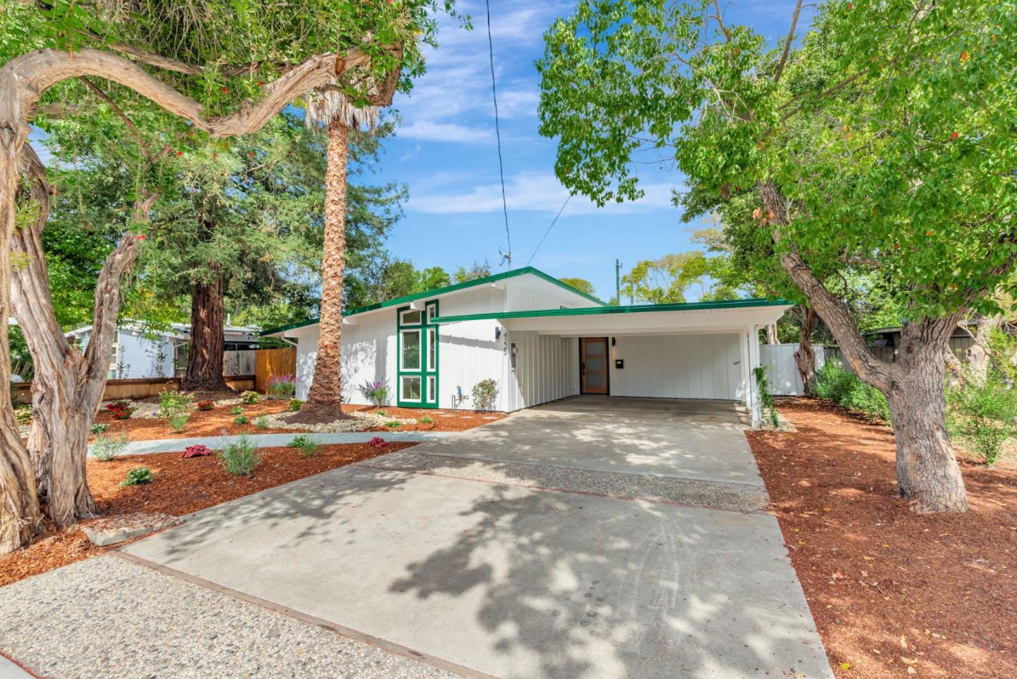 Detail Gallery Image 34 of 39 For 4225 Park Blvd, Palo Alto,  CA 94306 - 4 Beds | 2 Baths