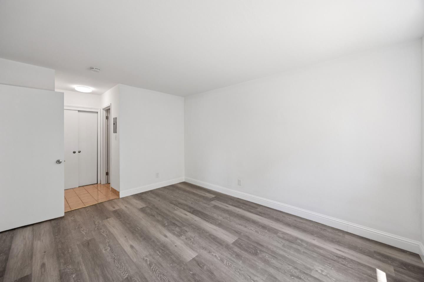 Detail Gallery Image 19 of 106 For 263 La Pala Dr, San Jose,  CA 95127 - – Beds | – Baths