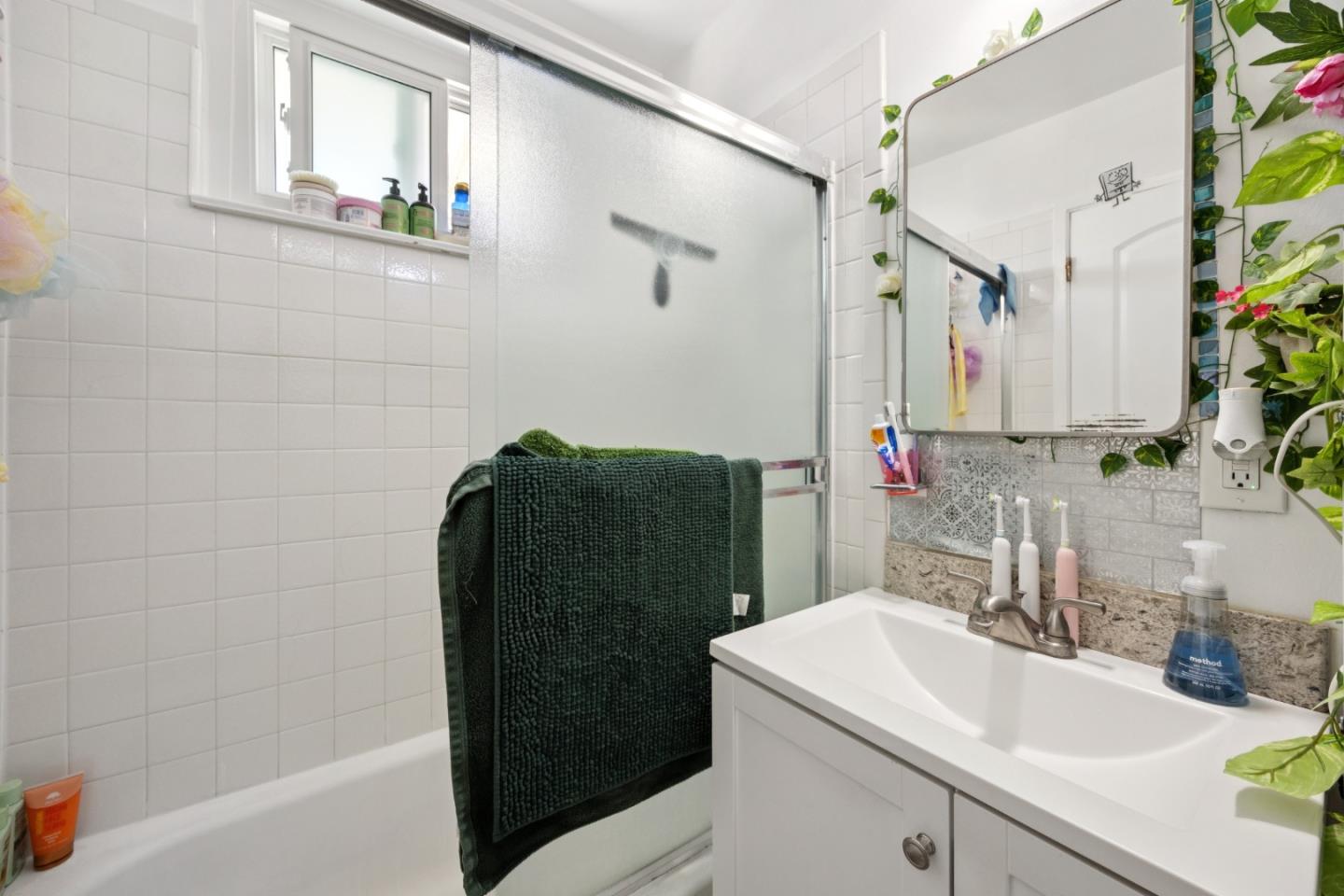 Detail Gallery Image 56 of 106 For 263 La Pala Dr, San Jose,  CA 95127 - – Beds | – Baths