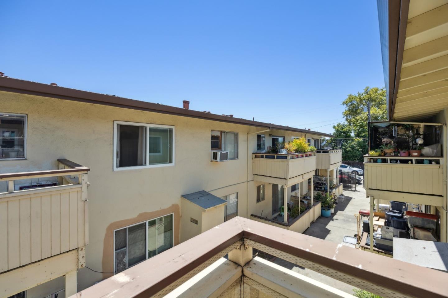 Detail Gallery Image 81 of 106 For 263 La Pala Dr, San Jose,  CA 95127 - – Beds | – Baths